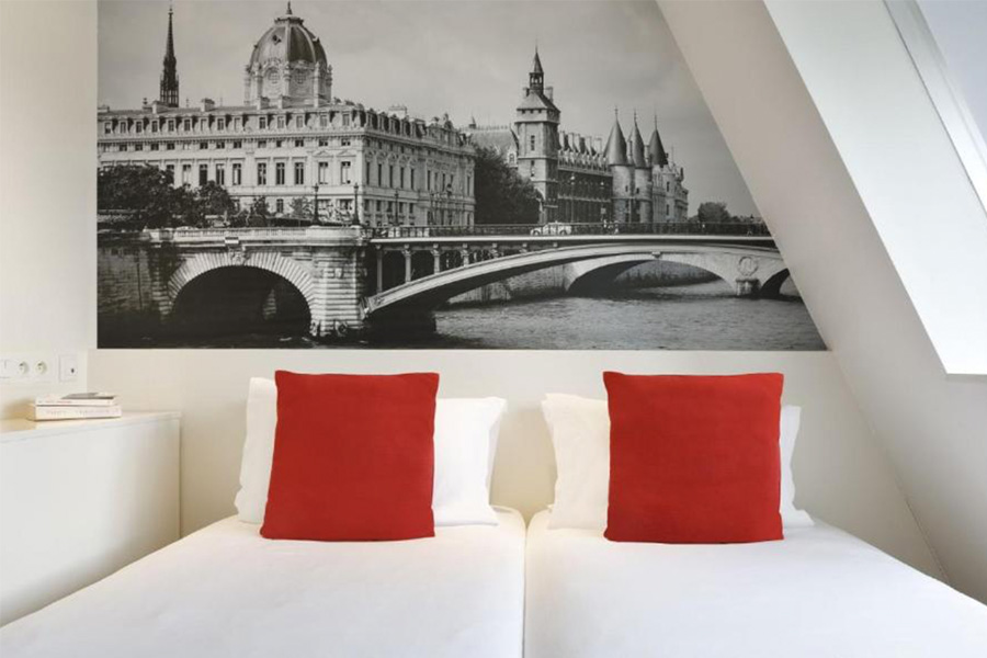 Mondial de l'auto Paris 宿泊ホテルイメージ